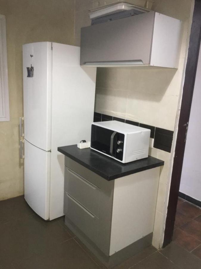 Saly - Villa Kage 6 Chambres -Clim-Wifi-Eau Chaude-Billard-Babyfoot-Ping Pong-Canal - Electricite Non Comprise Экстерьер фото
